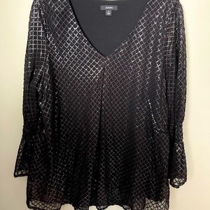 Fun party top by Alfani purchased at Macy’s. Size 1X